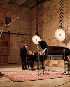 Mikrofonierung Piano, Cello und Gesang in Studio B